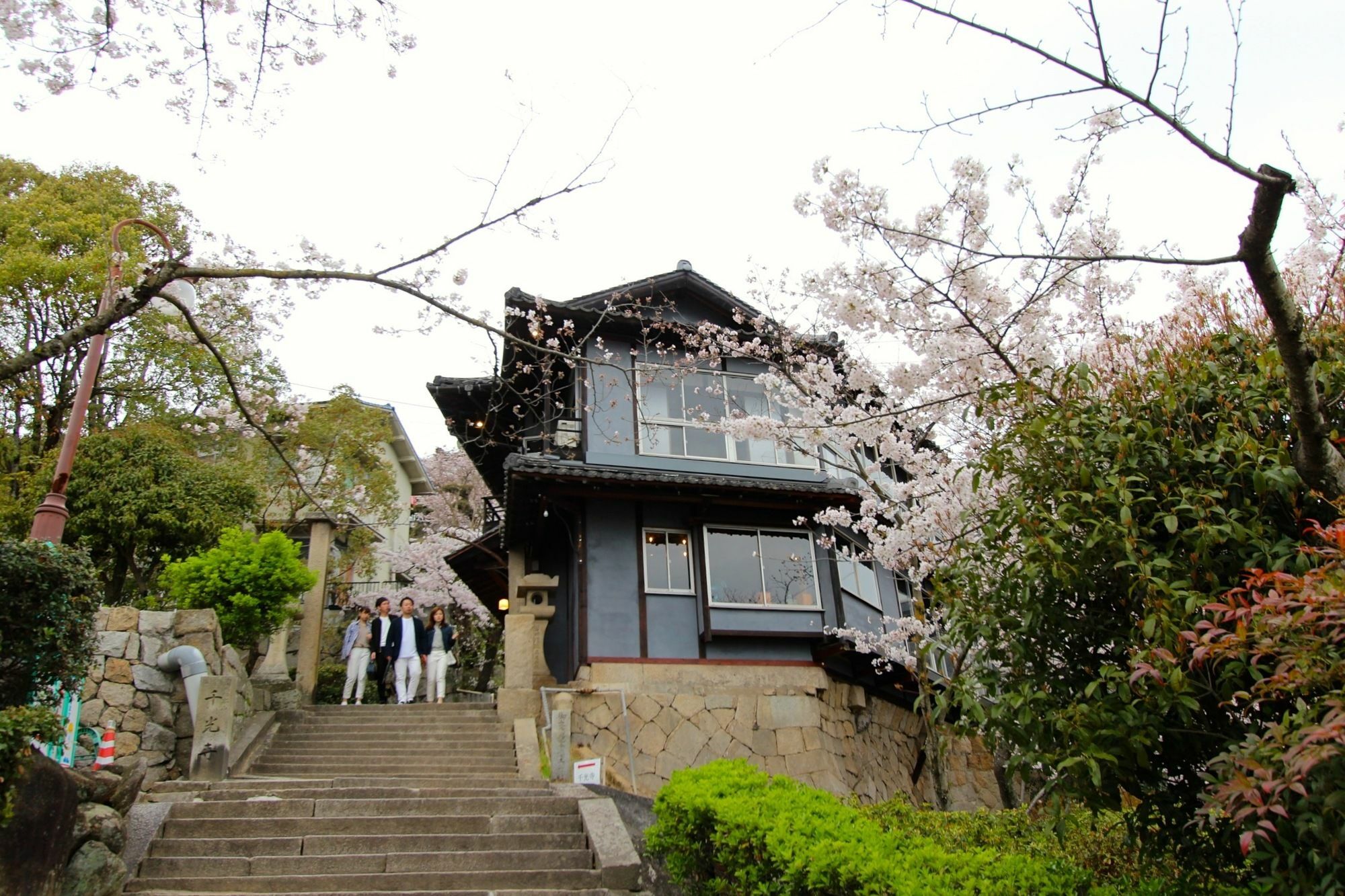 Onomichi Guest House Miharashi-Tei Zewnętrze zdjęcie